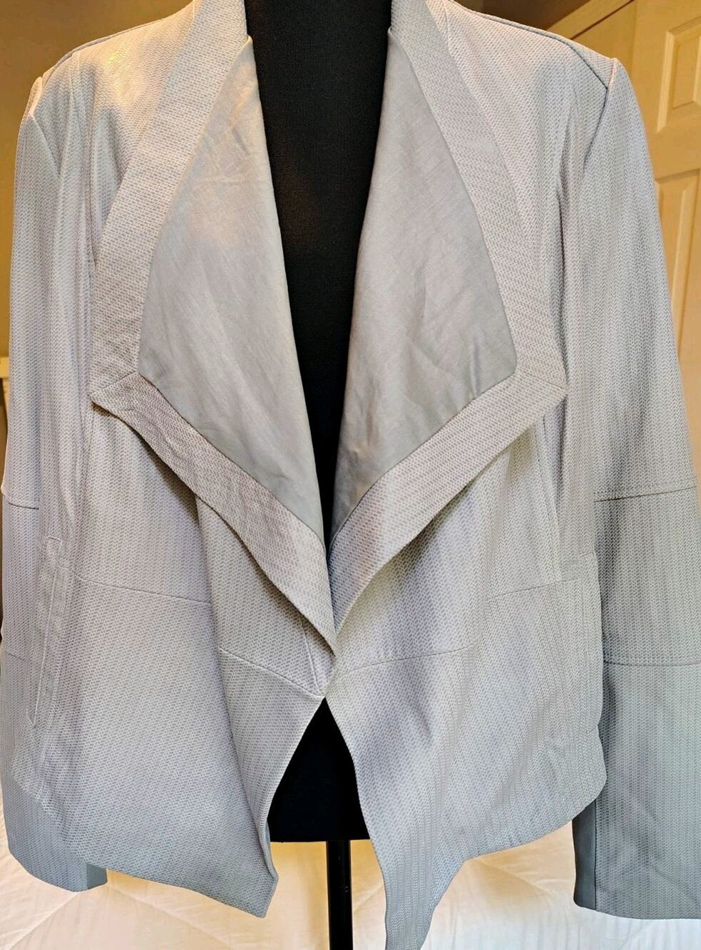 G.I.L.I. Gray Leather Herringbone Waterfall Jacket Size 14 Open Front Pockets